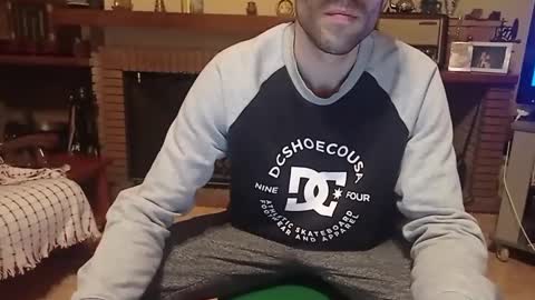 hotguy4all online show from December 3, 2:34 am