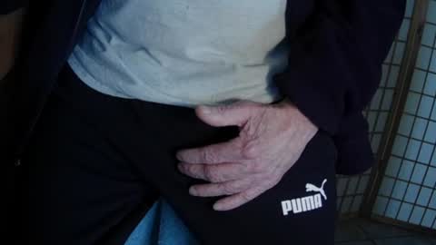 Snapshot of moreorless5 chatting on February 8, 1:33 pm moreorless5 online show from February 8, 1:33 pm