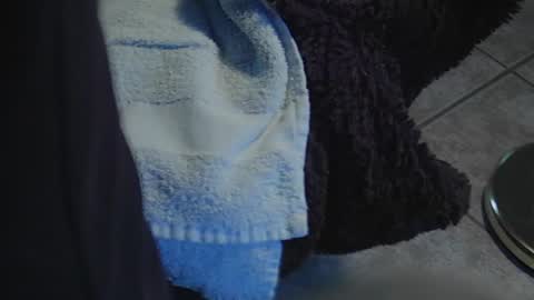 Snapshot of moreorless5 chatting on September 24, 8:51 pm moreorless5 online show from September 24, 8:51 pm