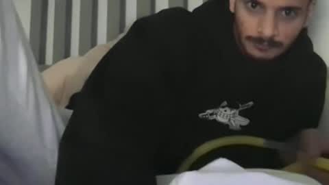 Snapshot of moss127 chatting on February 16, 8:21 am twennysevv27 online show from February 16, 8:21 am