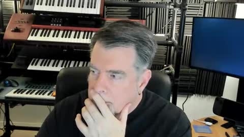 mostly_unbothered online show from October 25, 6:37 am