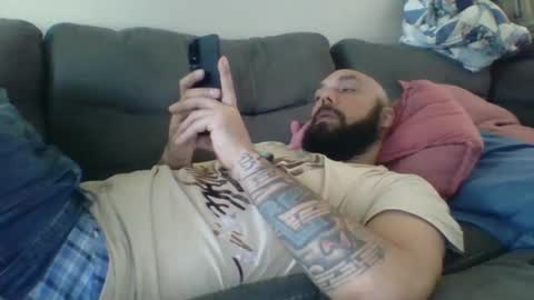 Snapshot of mr8plus chatting on February 27, 6:42 pm Mr8 online show from February 27, 6:42 pm