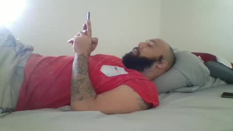 Snapshot of mr8plus chatting on February 2, 7:04 pm Mr8 online show from February 2, 7:04 pm