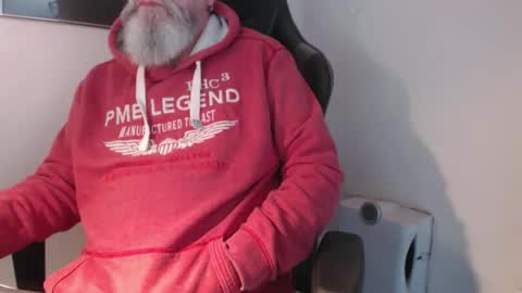 mr_boombastic2021 online show from October 2, 8:40 am