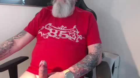 mr_boombastic2021 online show from May 2, 9:45 am