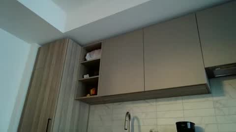 James online show from December 5, 5:51 pm