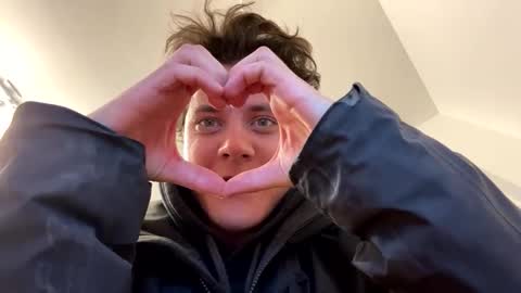 James online show from December 6, 4:58 am