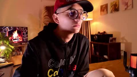 Snapshot of mr_evan1 chatting on October 1, 5:39 pm Mr Evans online show from October 1, 5:39 pm