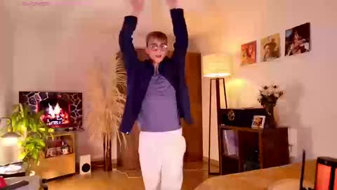 Snapshot of mr_evan1 chatting on September 10, 3:21 pm Mr Evans online show from September 10, 3:21 pm