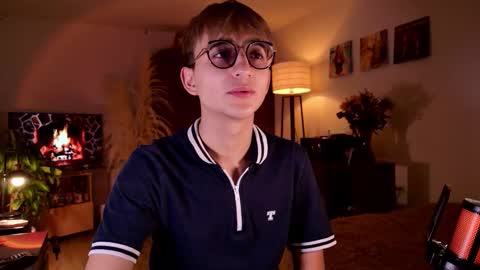 Snapshot of mr_evan1 chatting on September 21, 2:50 pm Mr Evans online show from September 21, 2:50 pm