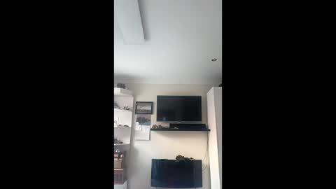 mr_i_ online show from May 24, 7:36 am
