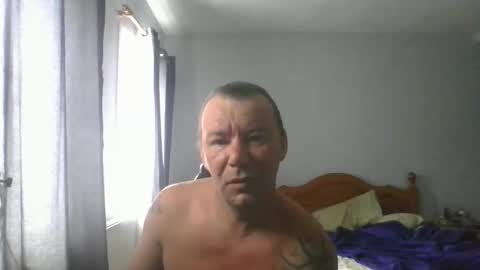 mr_i_ online show from June 1, 8:36 am