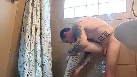 whateveryouwant online show from February 7, 10:41 pm