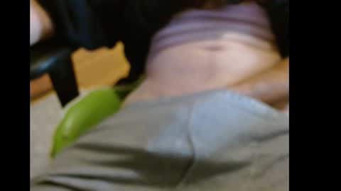 Snapshot of mr_longfellow chatting on September 25, 8:52 pm mr_longfellow online show from September 25, 8:52 pm