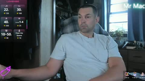 Cam online show from April 2, 1:08 pm