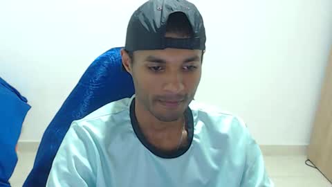 Max online show from February 20, 1:24 pm