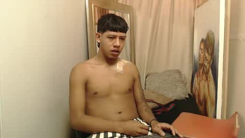 mr_stiven_ online show from November 11, 4:17 am