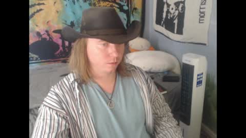 mr_strawberry online show from April 2, 6:49 pm