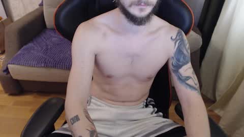 mrbeautifuleyes online show from January 13, 8:37 am