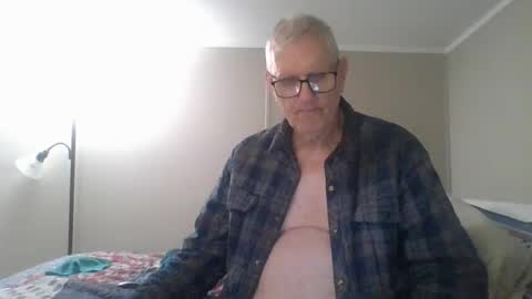 mrbill55 online show from February 9, 4:07 pm