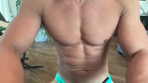 Mr. Diggler online show from June 26, 7:05 pm
