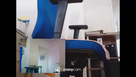 MrJohnsen1975 online show from May 4, 3:03 pm