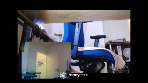 MrJohnsen1975 online show from August 1, 6:40 pm