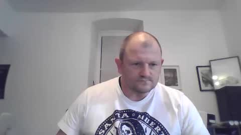 Snapshot of mrhotsex69 chatting on October 26, 5:04 pm mrhotsex69 online show from October 26, 5:04 pm