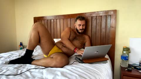 Max online show from April 3, 7:05 am