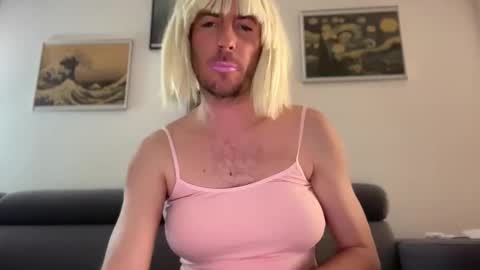 TaleOfLaura online show from February 9, 6:23 pm