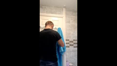 mrowka28 online show from March 1, 4:17 pm