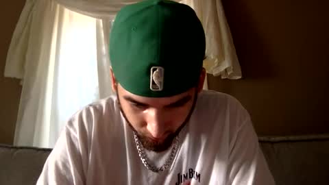 Snapshot of mrr_luxxe chatting on October 25, 1:35 pm mrr_luxxe online show from October 25, 1:35 pm