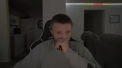 mrwonderboy03 online show from October 17, 4:49 am