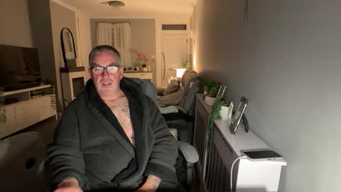 mtb1697 online show from October 12, 10:59 pm