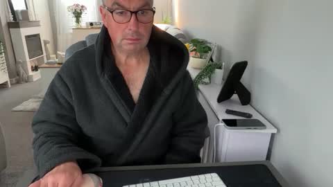 mtb1697 online show from September 23, 9:30 am