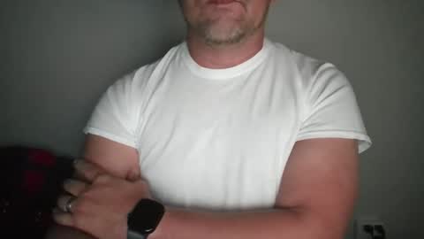 Snapshot of mtman5 chatting on October 23, 2:59 am mtman5 online show from October 23, 2:59 am