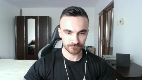 Victor online show from October 13, 2:45 pm