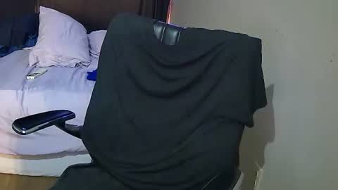 Muffdiver online show from February 18, 12:39 pm