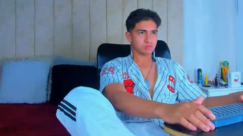 muichiro tokito1 online show from December 14, 3:51 am