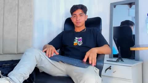 muichiro tokito1 online show from January 30, 3:22 am