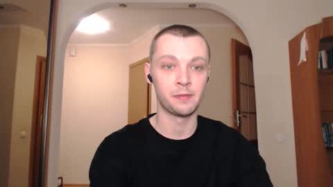 Erik online show from February 18, 12:04 am