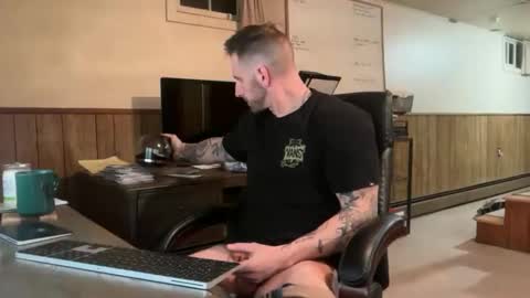 murdockjones7989 online show from February 4, 9:59 am