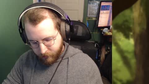 Murla Keeper and Merlin Peggs online show from January 2, 1:06 am