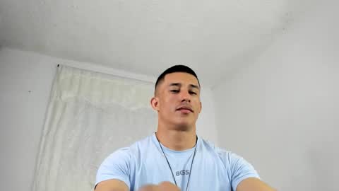 Muscle Man online show from November 28, 10:00 pm