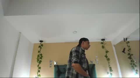 Snapshot of muscle_scott chatting on October 24, 1:13 pm muscle scott online show from October 24, 1:13 pm