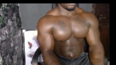 Snapshot of musclegodsammy23 chatting on January 9, 10:52 pm musclegod23 online show from January 9, 10:52 pm