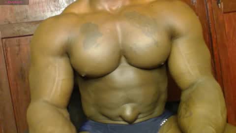 Snapshot of musclegodsammy23 chatting on September 20, 11:21 am musclegod23 online show from September 20, 11:21 am