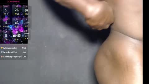 Snapshot of musclegodsammy23 chatting on December 13, 9:15 am musclegod23 online show from December 13, 9:15 am