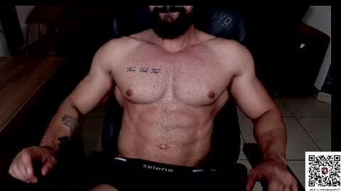 Snapshot of muscleweed420 chatting on October 13, 10:16 pm Ragnar online show from October 13, 10:16 pm