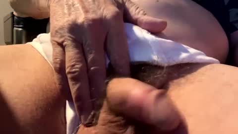 bighead mature oldcock love hairy pussy C2C married..hairy women more than welcome. Tips not required but appreciated online show from February 17, 3:20 pm